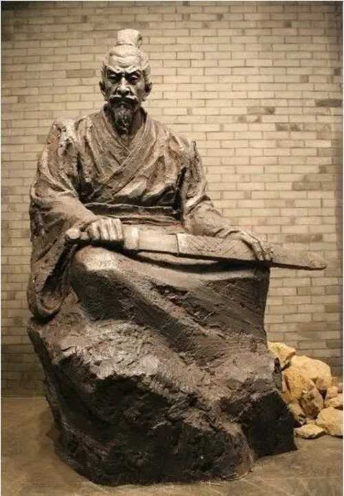 勾践个人资料